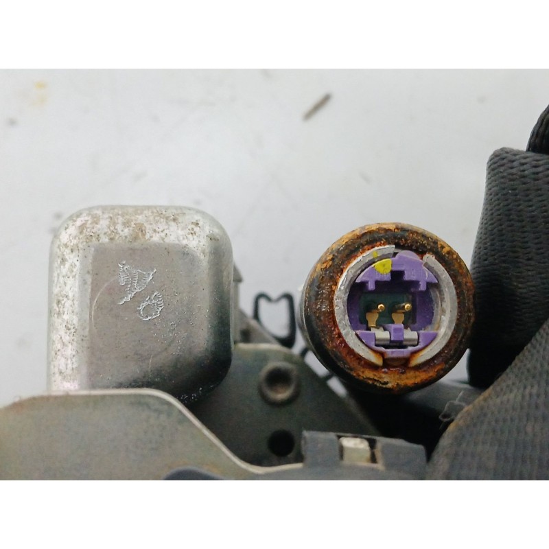 CINTURON SEGURIDAD DELANTERO DERECHO