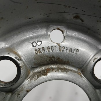 Recambio de llanta para seat inca (6k9) 1.9 diesel cat (1y) referencia OEM IAM 6K9601027A 5,5J14H2A ET35 4H 4X100