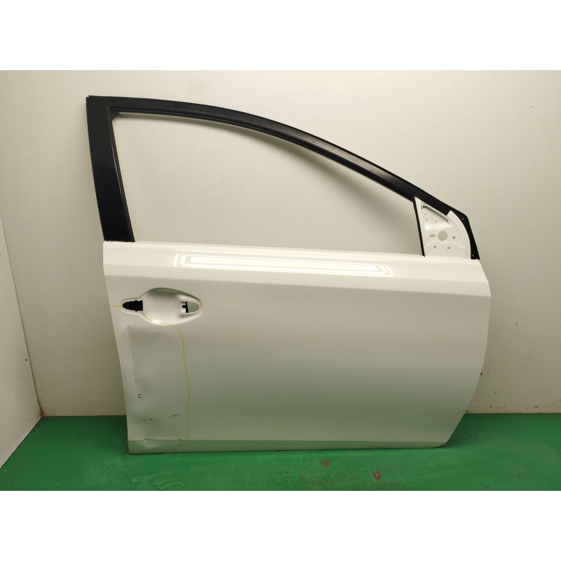 Recambio de puerta delantera derecha para toyota auris (_e18_) 1.2 (nre185_) referencia OEM IAM 6700202530  