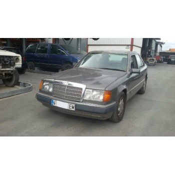mercedes-benz clase e (w124) berlina del año 1993
