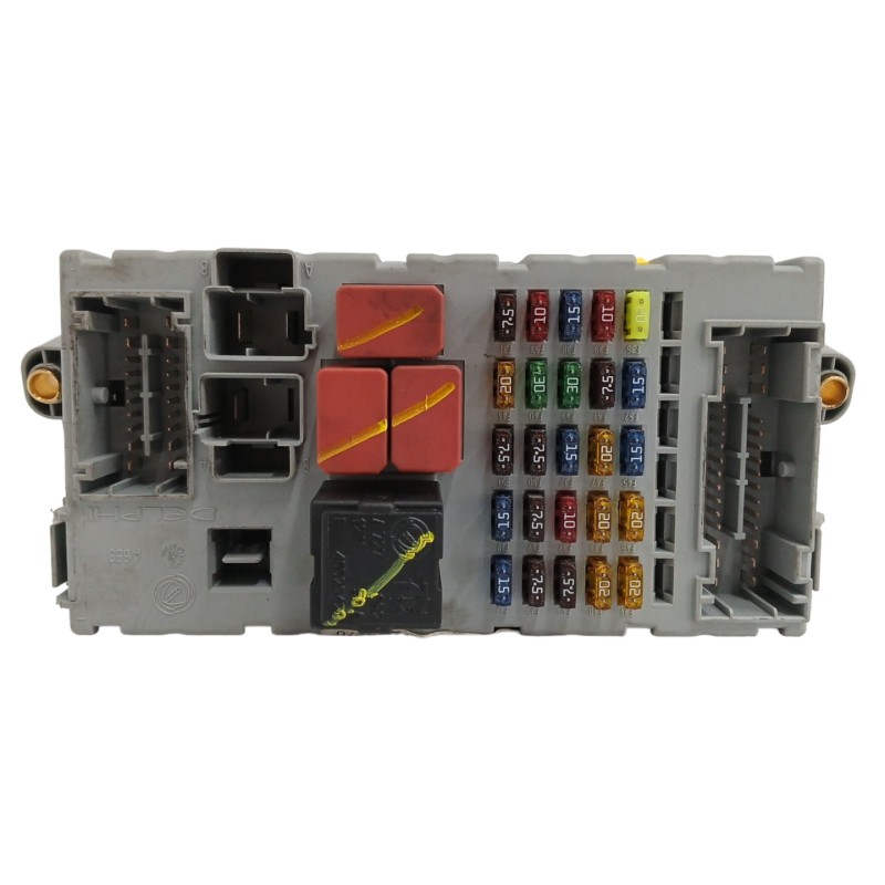 Recambio de caja reles / fusibles para fiat idea (135) 1.3 jtd cat referencia OEM IAM 51732916 501200800070 