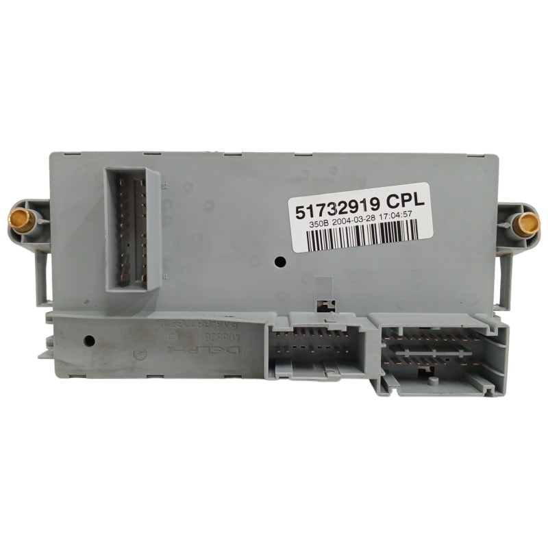 CAJA RELES / FUSIBLES 501200800070