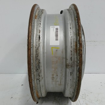 Recambio de llanta para nissan trade 2.8 d referencia OEM IAM 081050133C 5JX15 5H 5X160