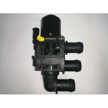 VALVULA INTERCAMBIO DE CALEFACCION 64129153079 9015220D 9153079