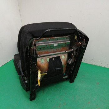 Recambio de asiento delantero izquierdo para suzuki vitara 1.6 ddis glx 4x4 referencia OEM IAM   