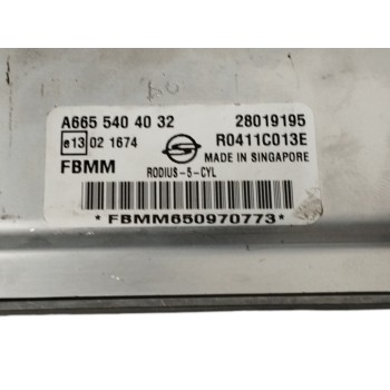 Recambio de centralita motor uce para ssangyong rodius 2.7 turbodiesel cat referencia OEM IAM A6655404032  