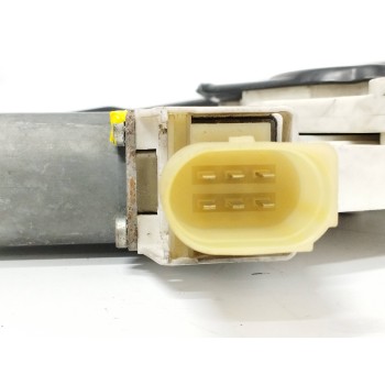 Recambio de elevalunas delantero derecho para bmw serie 1 berlina (e81/e87) 2.0 16v diesel cat referencia OEM IAM FUNDA 7067796 