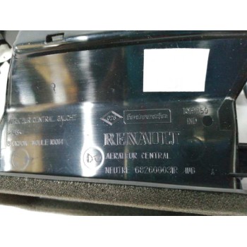 Recambio de rejilla aireadora para renault scenic iii 1.6 dci diesel fap referencia OEM IAM 682600031R CENTRAL 