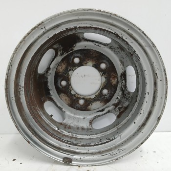 Recambio de llanta para nissan trade 2.8 d referencia OEM IAM 081050133C 5JX15 5H 5X160