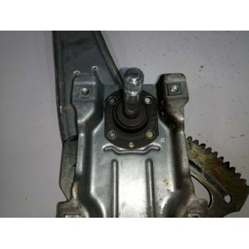 Recambio de elevalunas trasero derecho para toyota corolla (e12) 2.0 d-4d linea sol berlina referencia OEM IAM TIJERA MANUAL CAR