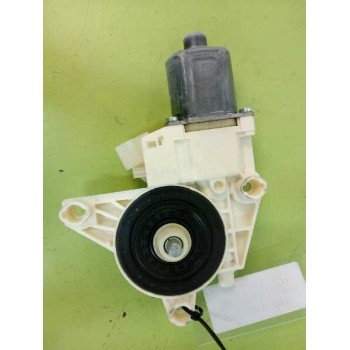 MOTOR ELEVALUNAS TRASERO DERECHO A2048200642 