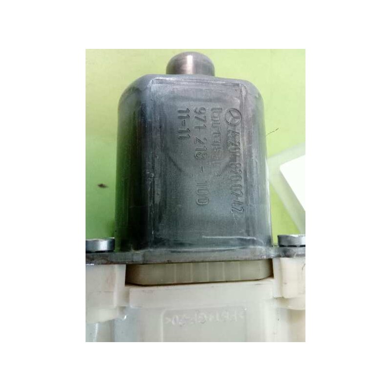 MOTOR ELEVALUNAS DELANTERO DERECHO