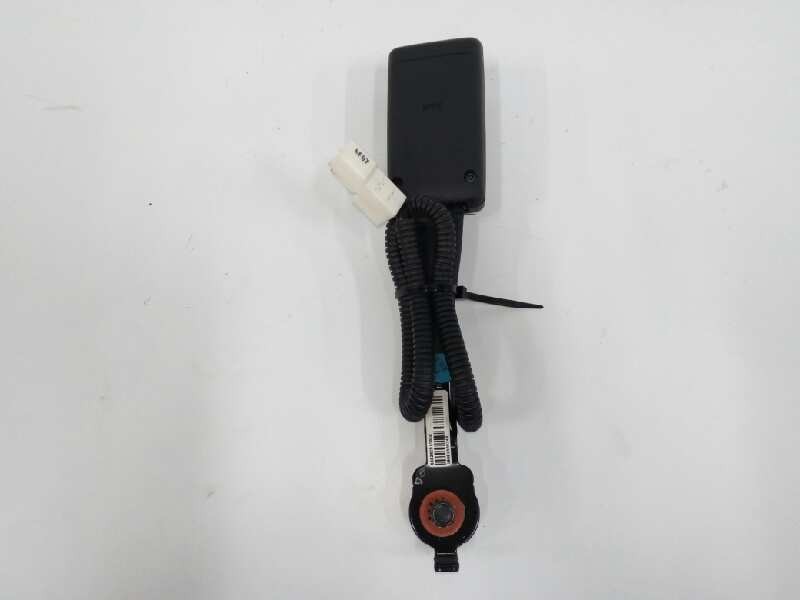 Recambio de enganche cinturon derecho para kia niro concept referencia OEM IAM 88830G5100WK DELANTERO 
