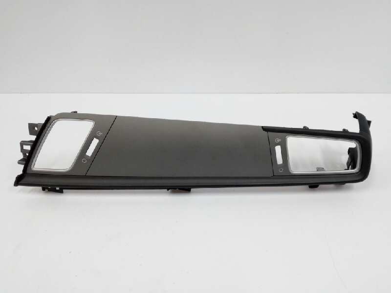 Recambio de moldura para kia niro concept referencia OEM IAM 84795G5000 SALPICADERO Recambio de moldura para kia niro concept referencia OEM IAM 84795G5000 SALPICADERO