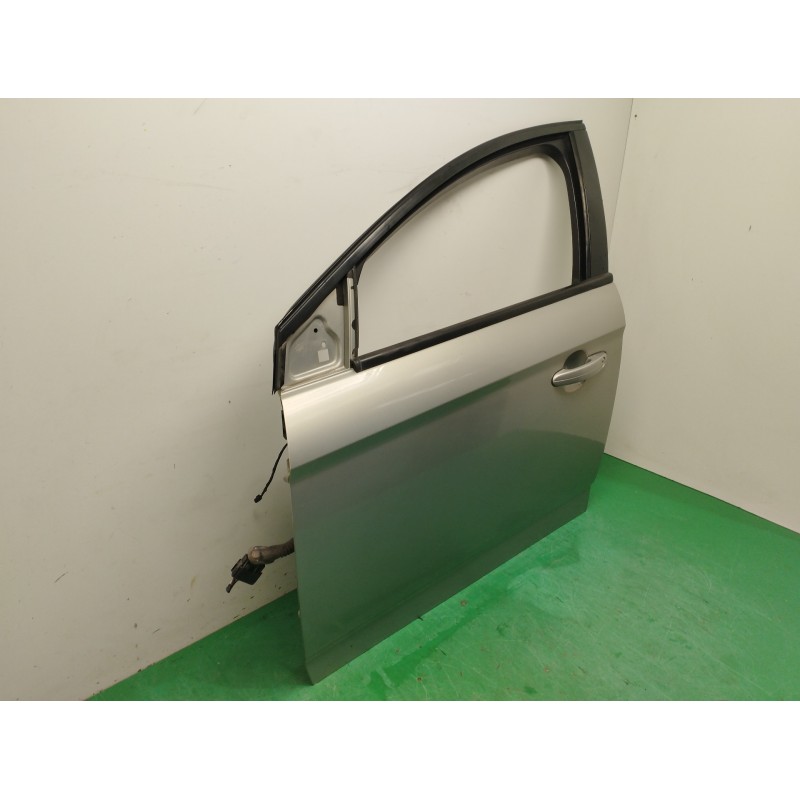 PUERTA DELANTERA IZQUIERDA