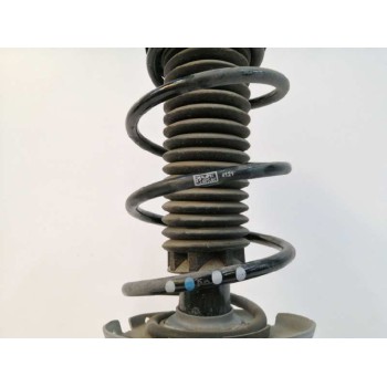 Recambio de amortiguador delantero derecho para peugeot 308 1.2 12v e-thp referencia OEM IAM 9823318680  