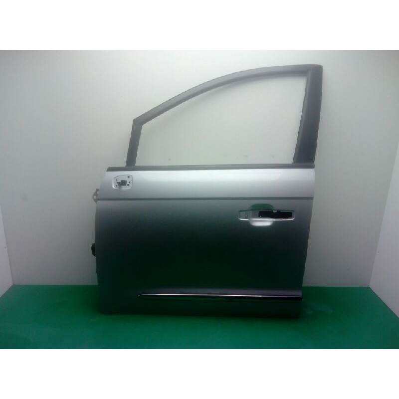 Recambio de puerta delantera izquierda para ssangyong rodius ii 2.0 xdi referencia OEM IAM  OBSERVAR FOTOS 
