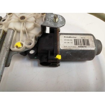 Recambio de elevalunas trasero derecho para renault laguna ii grandtour (kg0) dynamique referencia OEM IAM FUNDA 8200000558 CARI