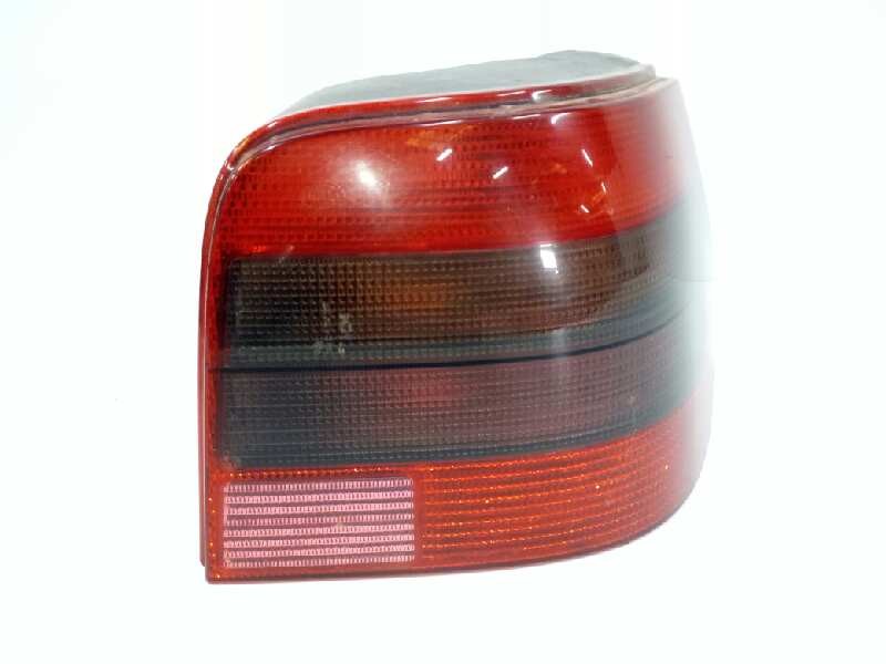 Recambio de piloto trasero derecho para volkswagen golf iv berlina (1j1) 1.6 16v referencia OEM IAM 1J6945112S  