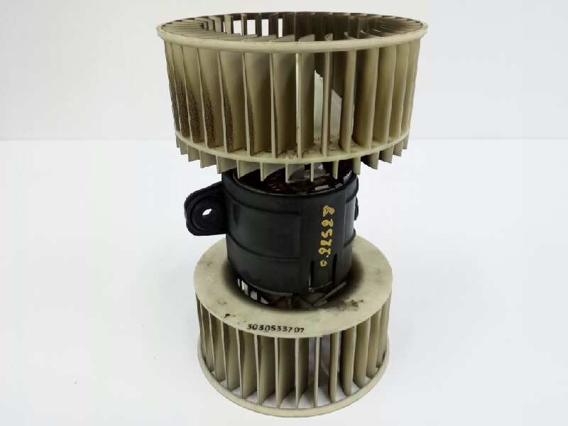 Recambio de motor calefaccion para bmw x5 (e53) 3.0d referencia OEM IAM 64118385558  