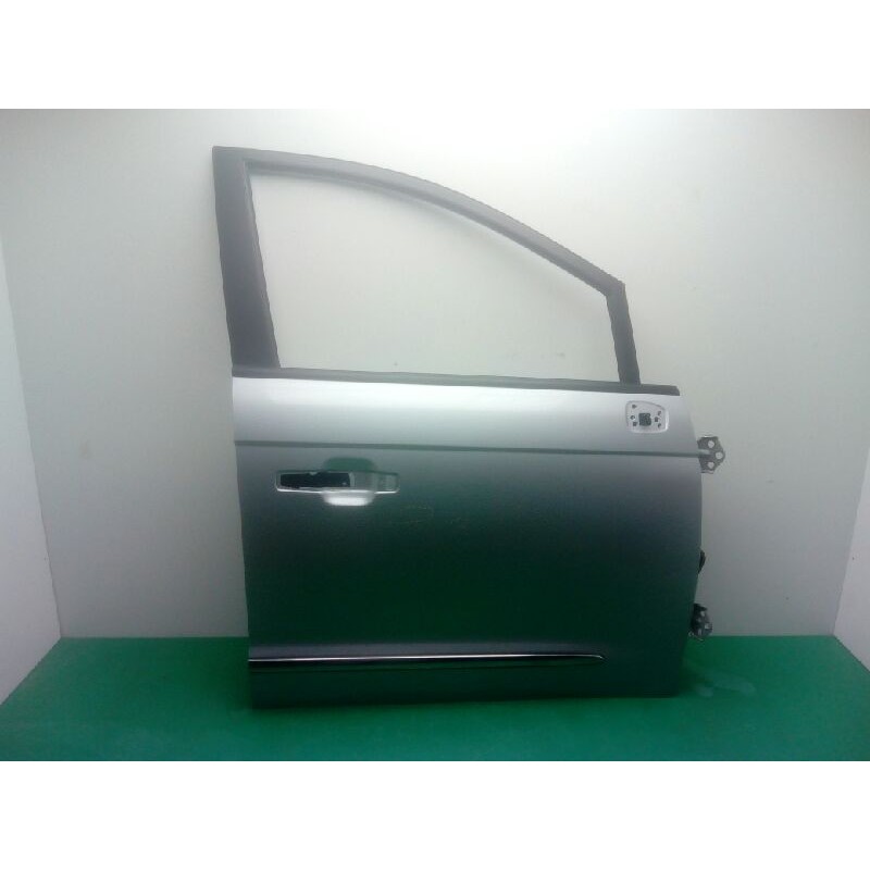 Recambio de puerta delantera derecha para ssangyong rodius ii 2.0 xdi referencia OEM IAM  OBSERVAR FOTOS 