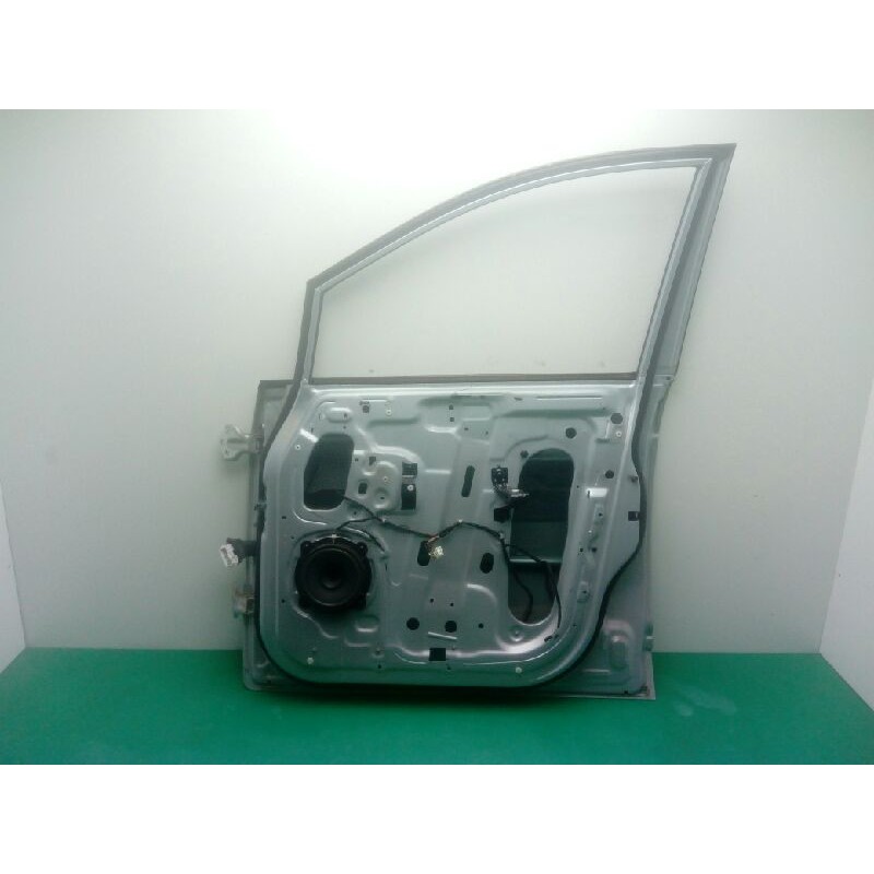 PUERTA DELANTERA DERECHA OBSERVAR FOTOS