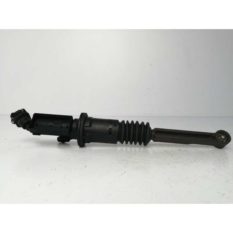 Recambio de bomba embrague para peugeot partner kombi 1.6 blue-hdi fap referencia OEM IAM 9808167880  