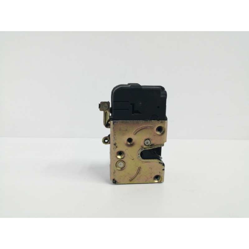 Recambio de cerradura puerta delantera izquierda para citroën berlingo 1.9 diesel referencia OEM IAM   