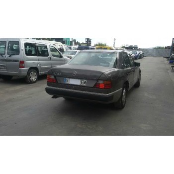 mercedes-benz clase e (w124) berlina del año 1993