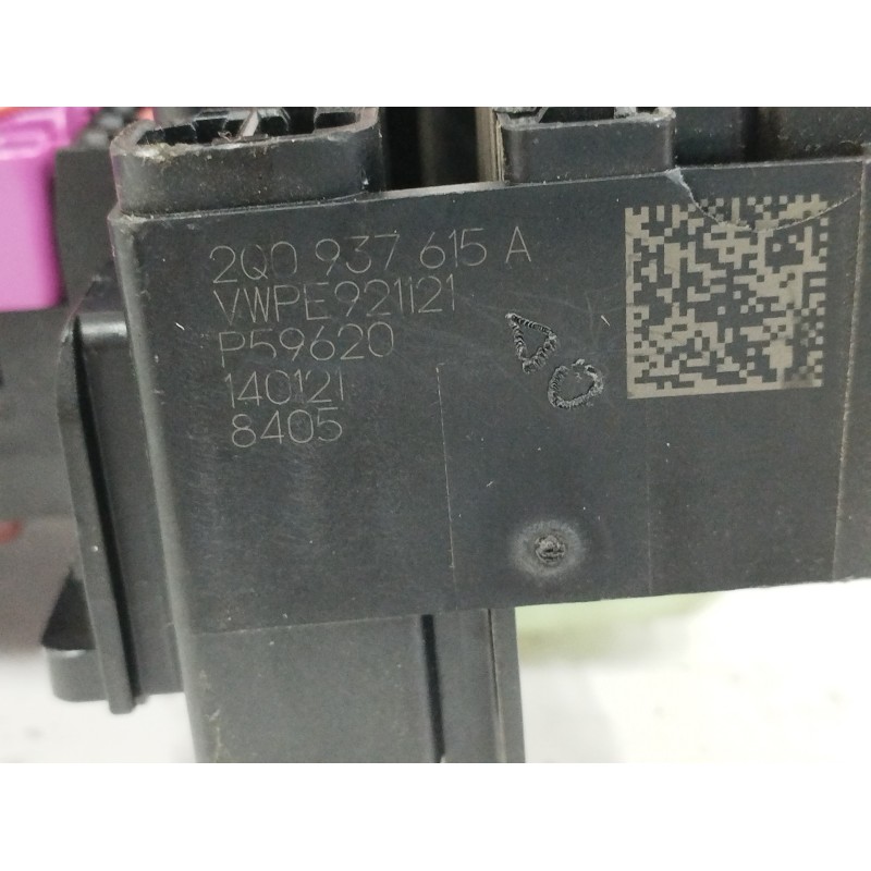 CAJA RELES / FUSIBLES