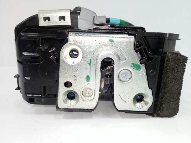 Recambio de cerradura puerta trasera izquierda para nissan note 1.2 cat referencia OEM IAM 825013VV0A  