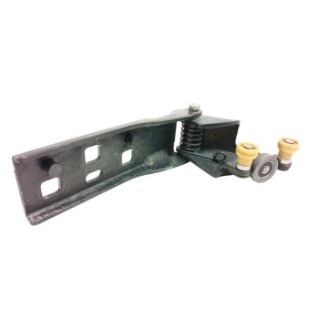 Recambio de soporte / guia puerta corredera para renault trafic furgón 2.0 dci diesel energy referencia OEM IAM 777645238R CENTR