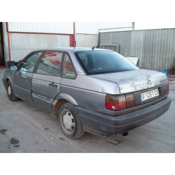volkswagen passat berlina (312) del año 1989