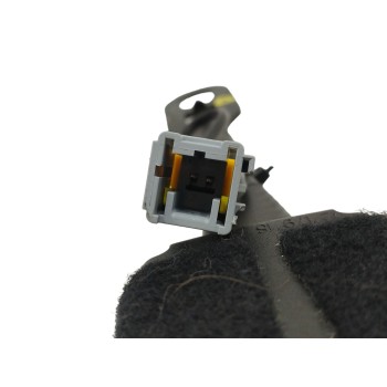 Recambio de enganche cinturon derecho para peugeot 2008 (--.2013) 1.2 12v e-thp referencia OEM IAM   