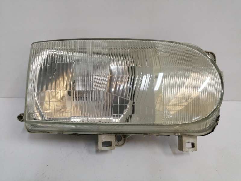 Recambio de faro derecho para nissan serena (c23m) 2.3 lx diesel referencia OEM IAM   
