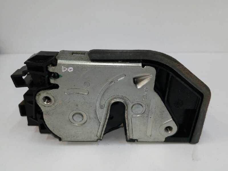 Recambio de cerradura puerta trasera izquierda para bmw serie 5 berlina (e60) 530d referencia OEM IAM 7036171  