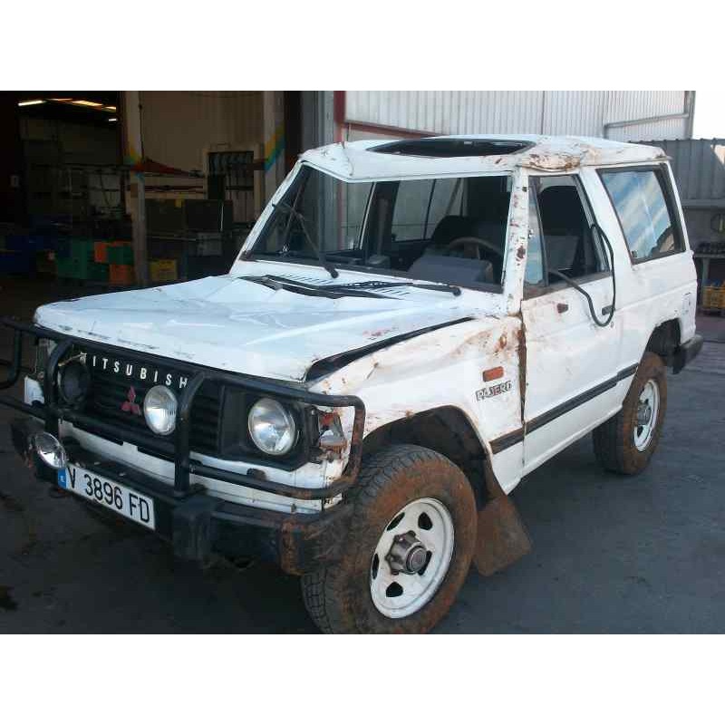 MITSUBISHI MONTERO (L040)