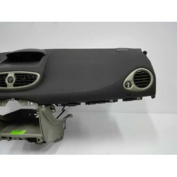 Recambio de salpicadero para renault clio iii luxe privilege referencia OEM IAM   