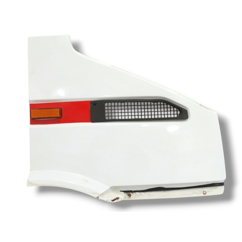 Recambio de aleta delantera derecha para iveco daily ii furgoneta 30-10 referencia OEM IAM 93923132 OBSERVAR FOTO 