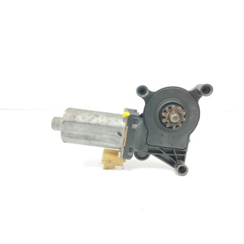 MOTOR ELEVALUNAS DELANTERO DERECHO 9137041105 