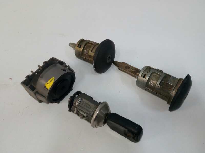Recambio de juego bombines para ford transit connect (tc7) furg. referencia OEM IAM   
