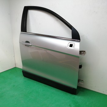 Recambio de puerta delantera derecha para chevrolet captiva 2.0 diesel cat referencia OEM IAM 42352070 OBSERVAR FOTOS 