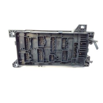Recambio de caja reles / fusibles para kia carnival ii 2.9 cdri ex referencia OEM IAM 0K53H66760  