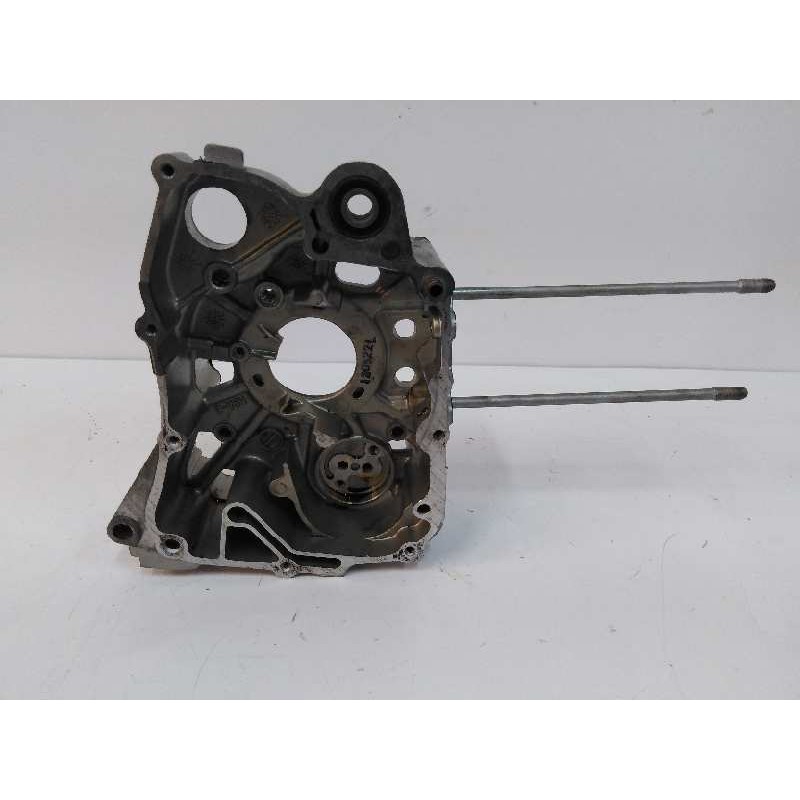 Recambio de carter derecho para sym joymax 125cc gts referencia OEM IAM 11100H9B010 11100-H9B-010 