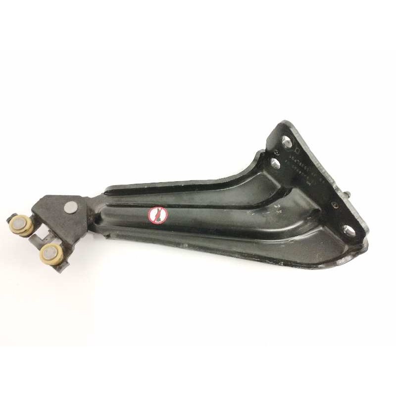 Recambio de soporte / guia puerta corredera para peugeot rifter 1.5 blue-hdi fap referencia OEM IAM 9816964880 INFERIOR LATERAL 