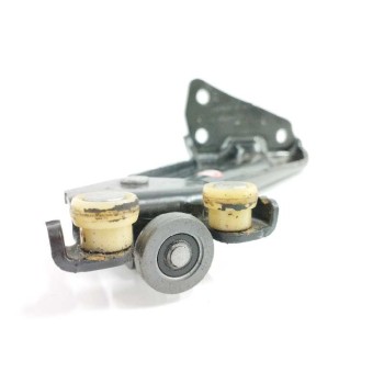 Recambio de soporte / guia puerta corredera para peugeot rifter 1.5 blue-hdi fap referencia OEM IAM 9816964880 INFERIOR LATERAL 