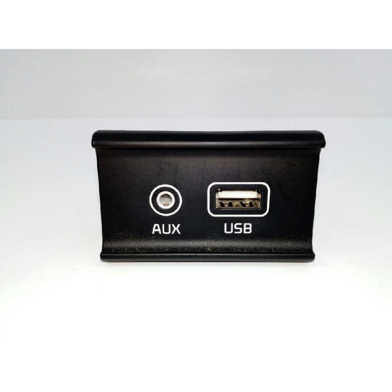 Recambio de modulo electronico para kia niro concept referencia OEM IAM 96120G5100 USB / AUXILIAR 