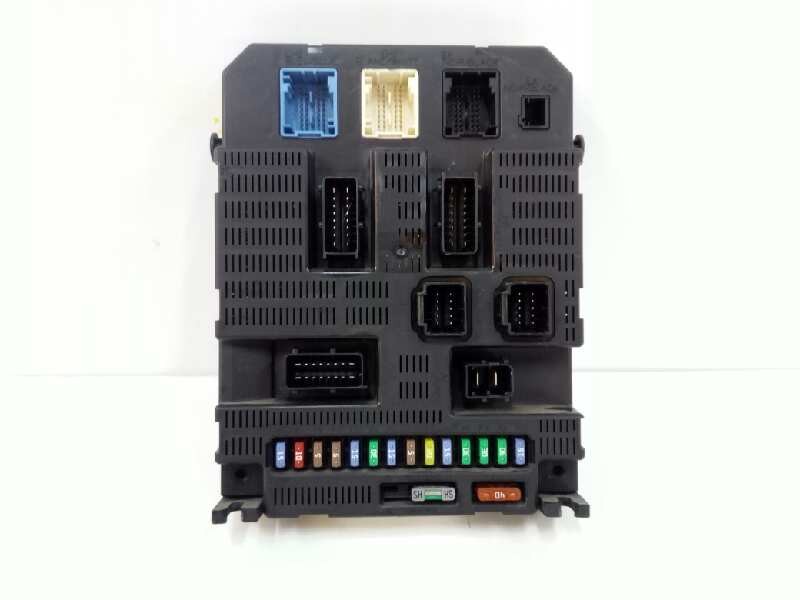 Recambio de caja reles / fusibles para citroën c3 1.1 referencia OEM IAM 9664156780  