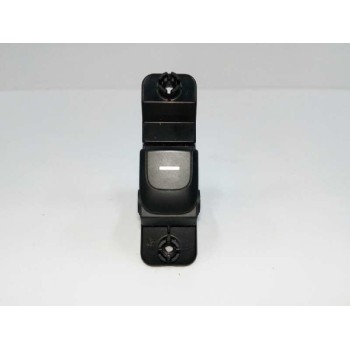 MANDO ELEVALUNAS TRASERO DERECHO 93590G5560 