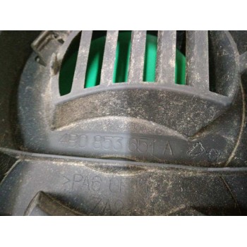 Recambio de rejilla delantera para audi a6 berlina (4b2) 2.5 tdi referencia OEM IAM 4B0853651A  